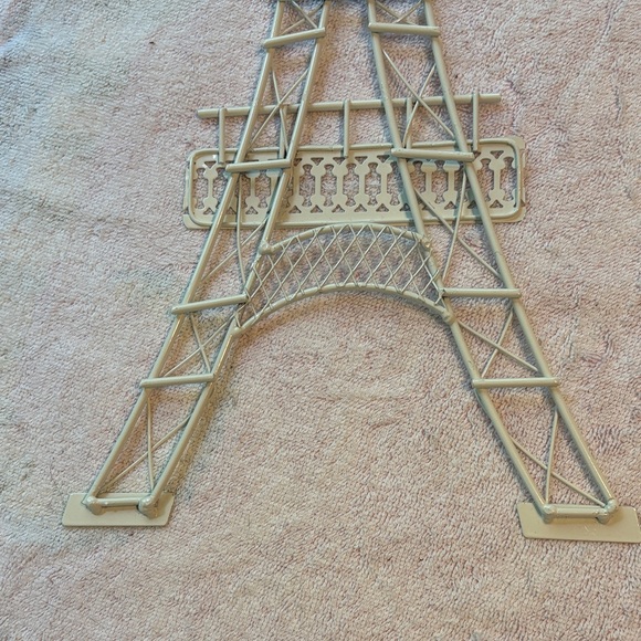 Eiffel Tower Home Wire Art Sculpture - Picture 6 of 7